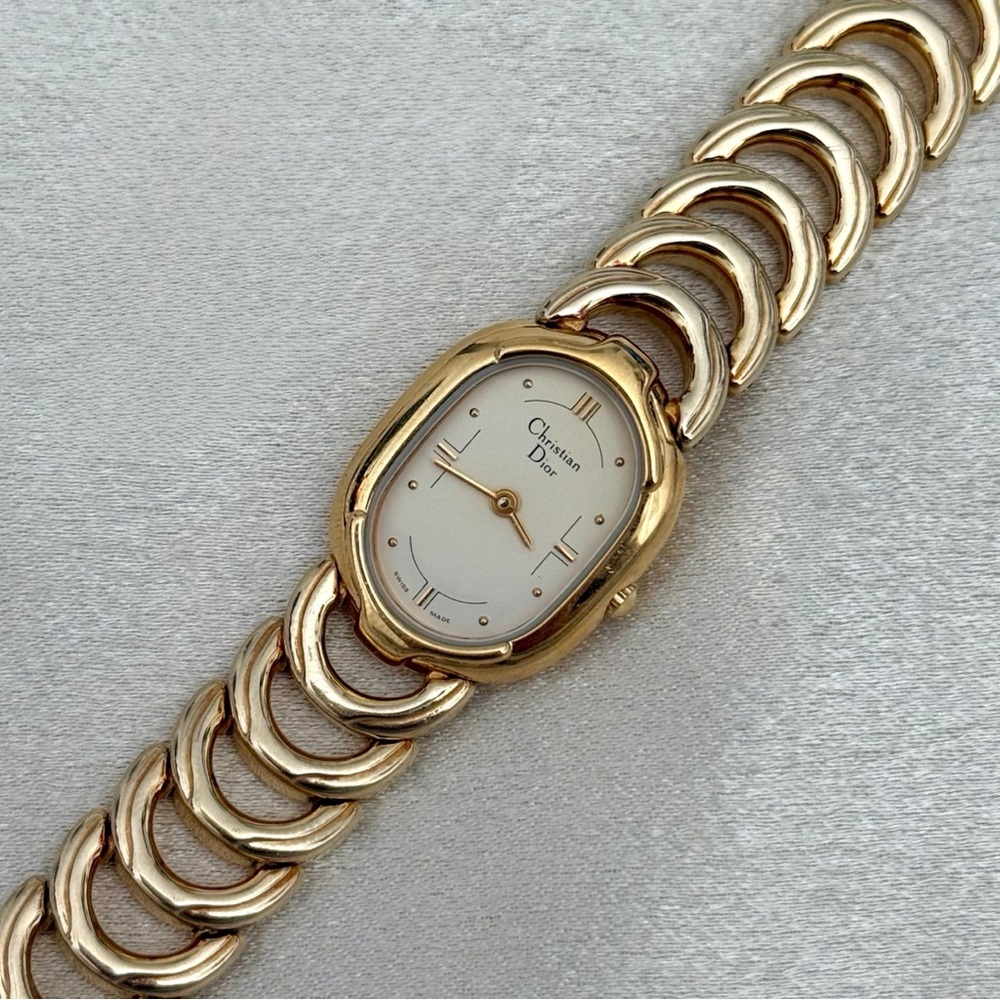 AUTHENTIC RARE VINTAGE DIOR GOLD WATCH - Picture 4 of 10